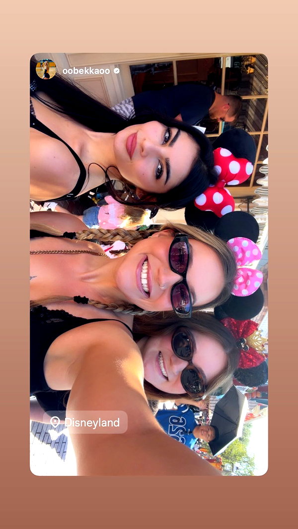 vy1ette instagram image archive image