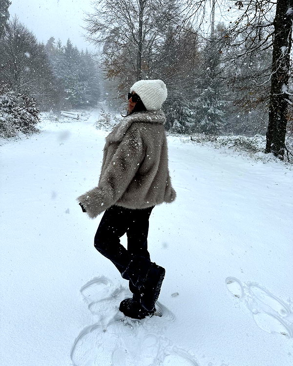 zoeliss instagram image archive image