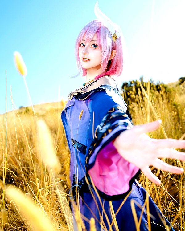 miee_cos instagram image archive image