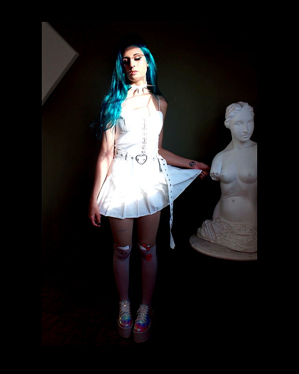 jadelaverne instagram image archive image