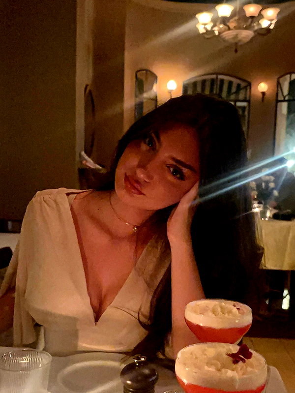 lizzxg__ instagram image archive image
