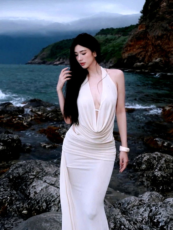 lyhythuedoxinh instagram image archive image