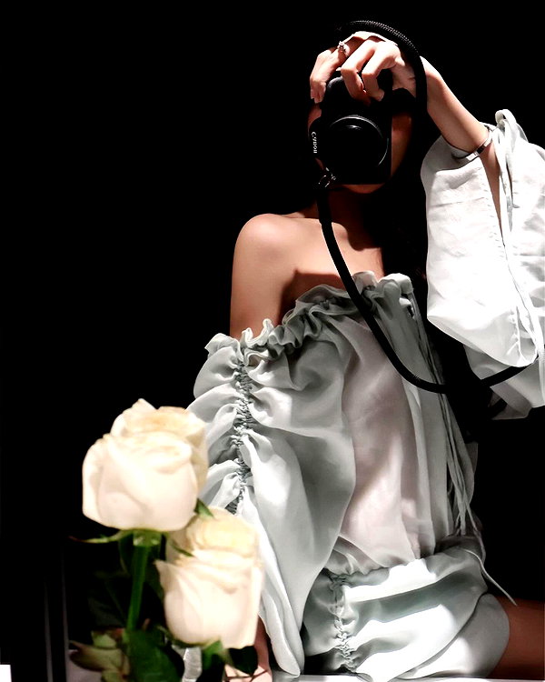 lyhythuedoxinh instagram image archive image