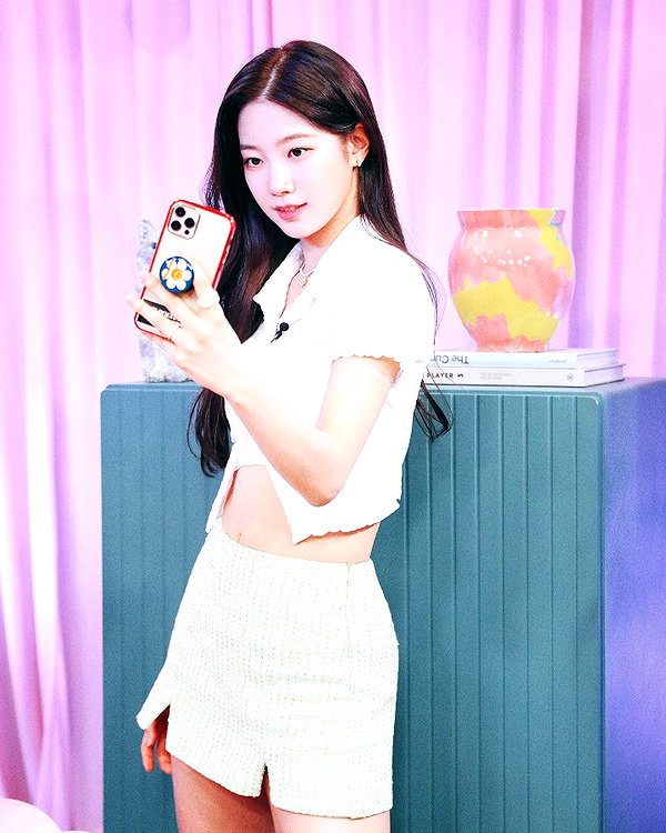 zuhazana instagram image archive image