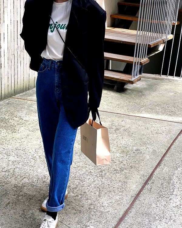 daxbin instagram image archive image