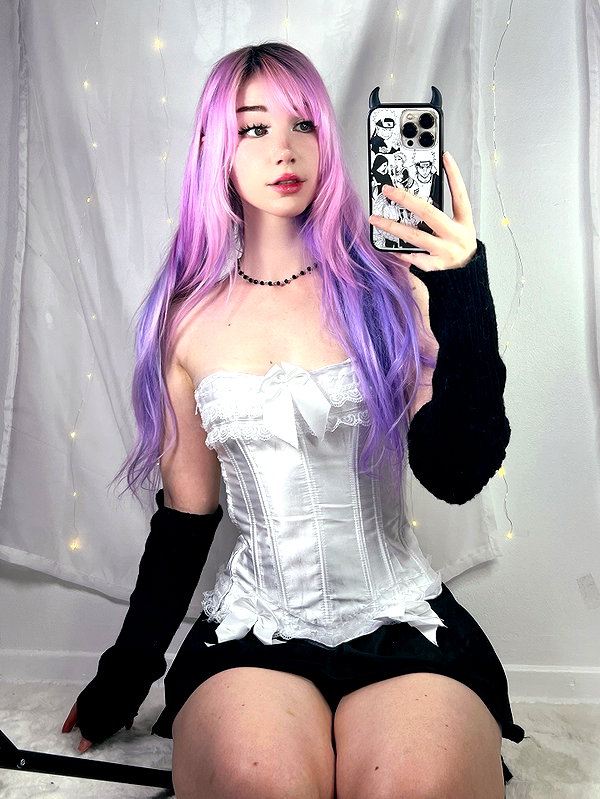danielle.mercedie instagram image archive image