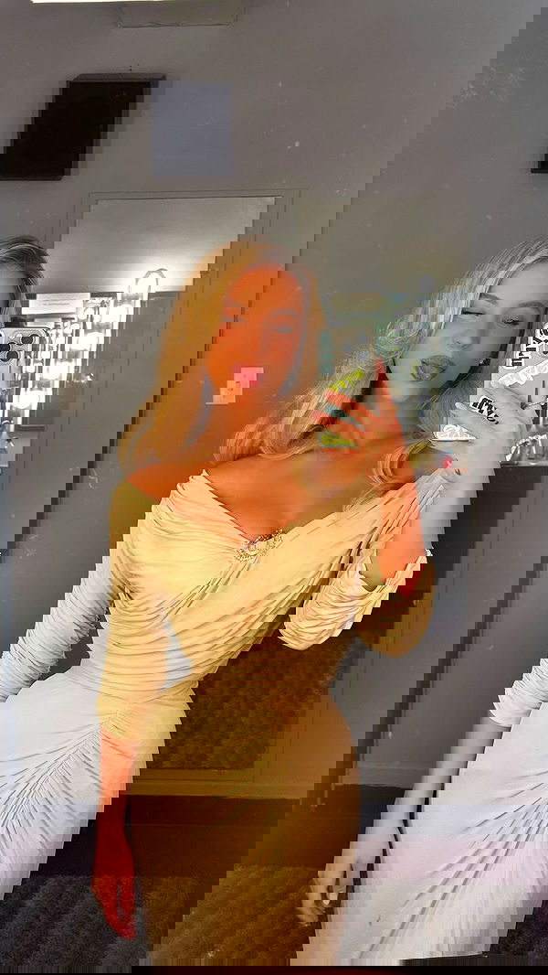 sydney_sweeney sydney_sweeney archive image