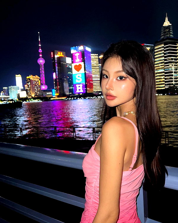 ll.lu1s instagram image archive image