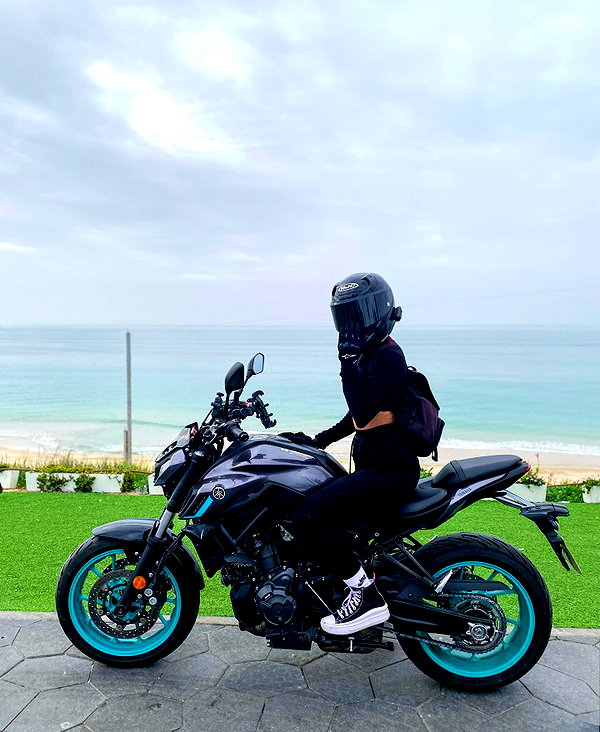 shanidahan7 instagram image archive image