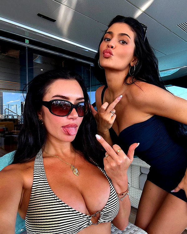 staskaranikolaou instagram image archive image