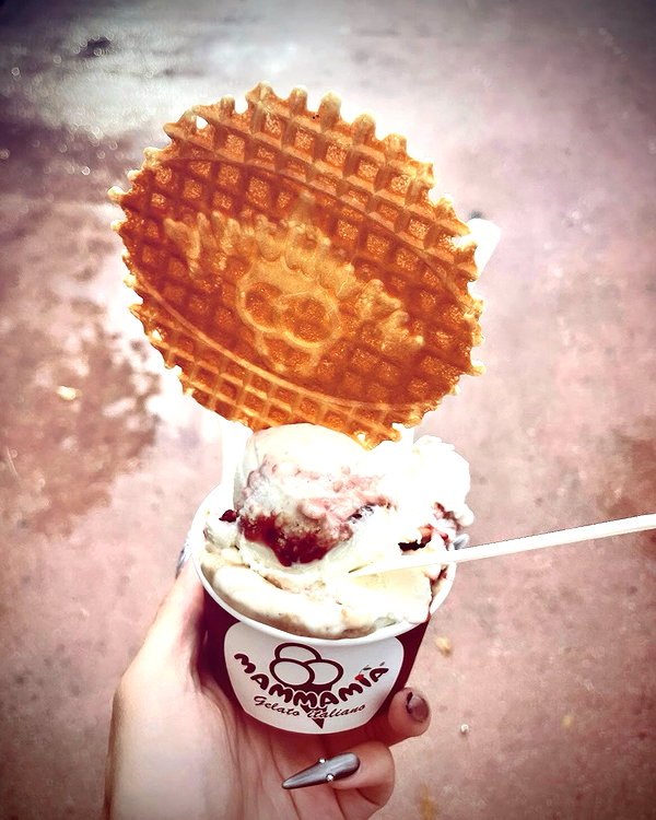 lolontlia instagram image archive image