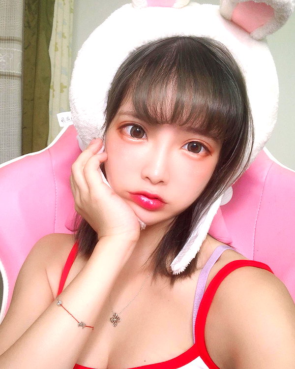 erokochiba instagram image archive image