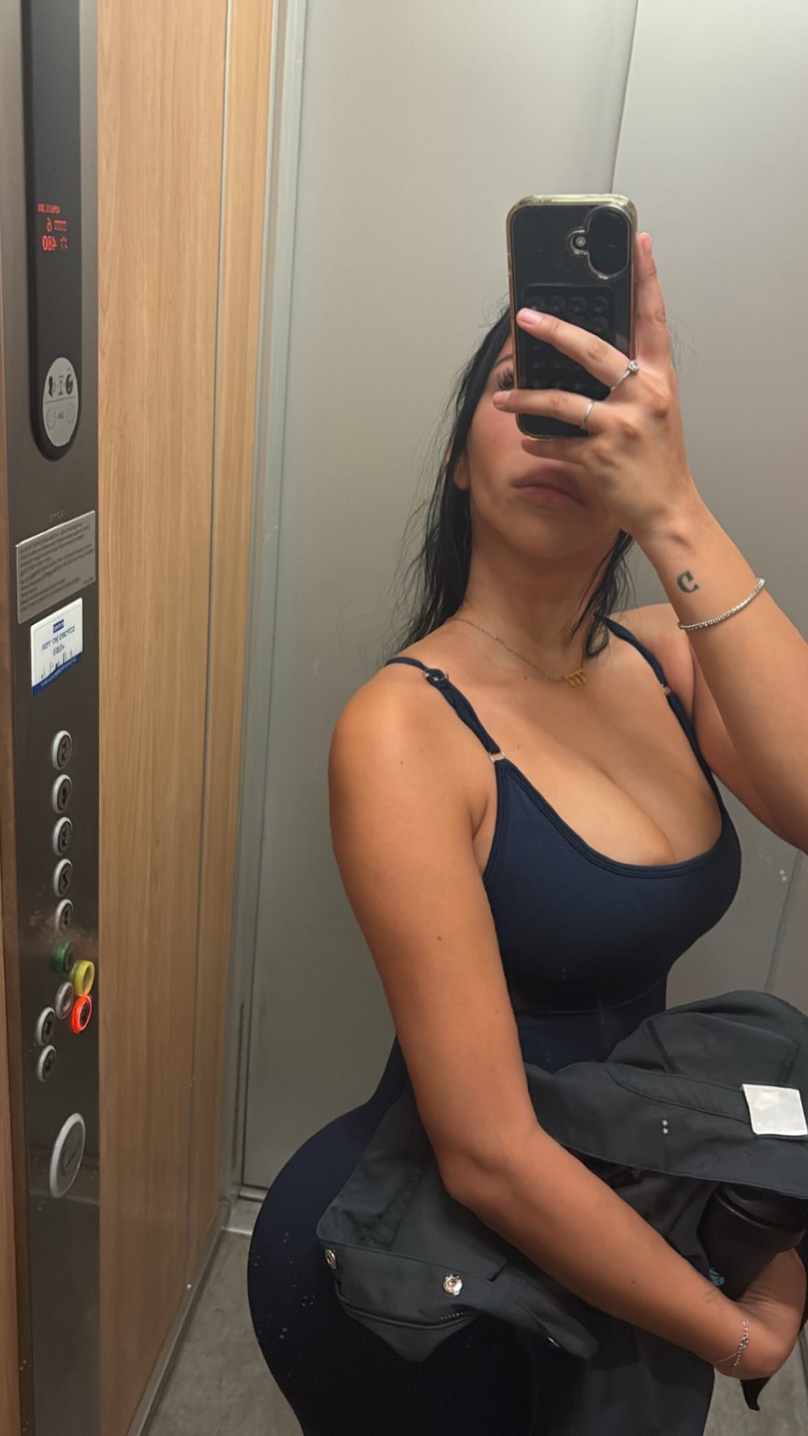 paula_valentina_gomez instagram image archive image