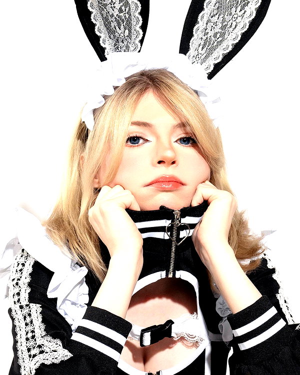 peachmilky_ instagram image archive image