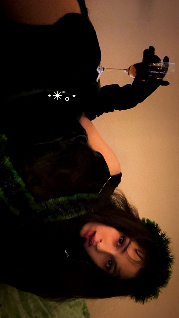 miumiustargirl archive image