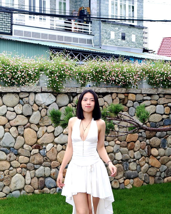 lyhythuedoxinh instagram image archive image