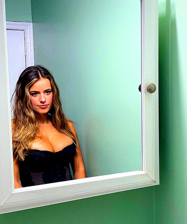 isabella.lauren instagram image archive image