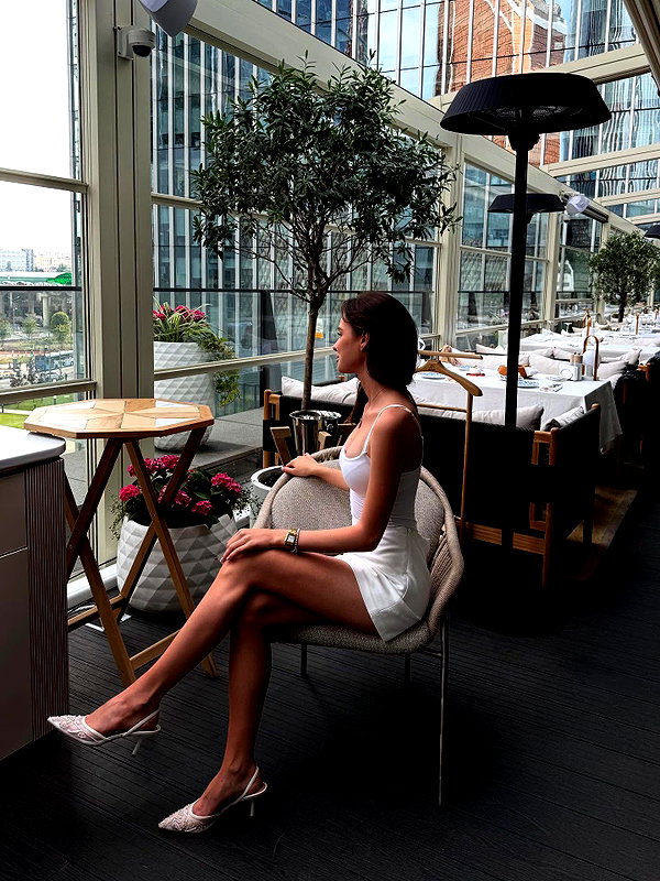 ekanve instagram image archive image
