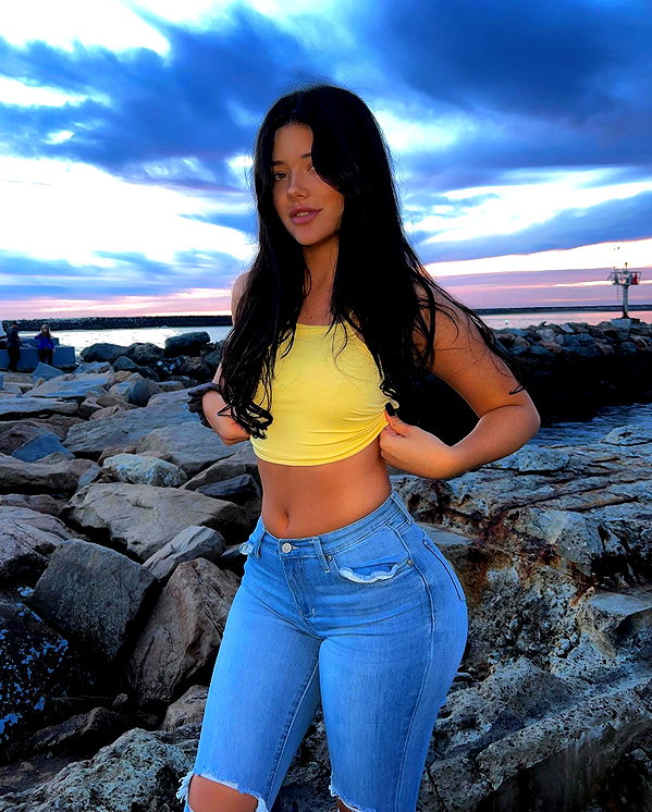 vanessa.rhd instagram image archive image