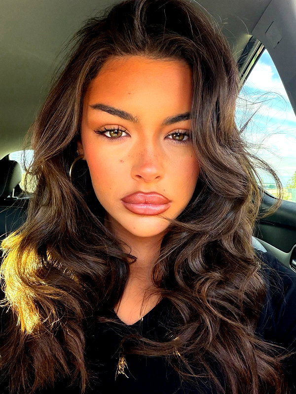 oliviaphillipps instagram image archive image