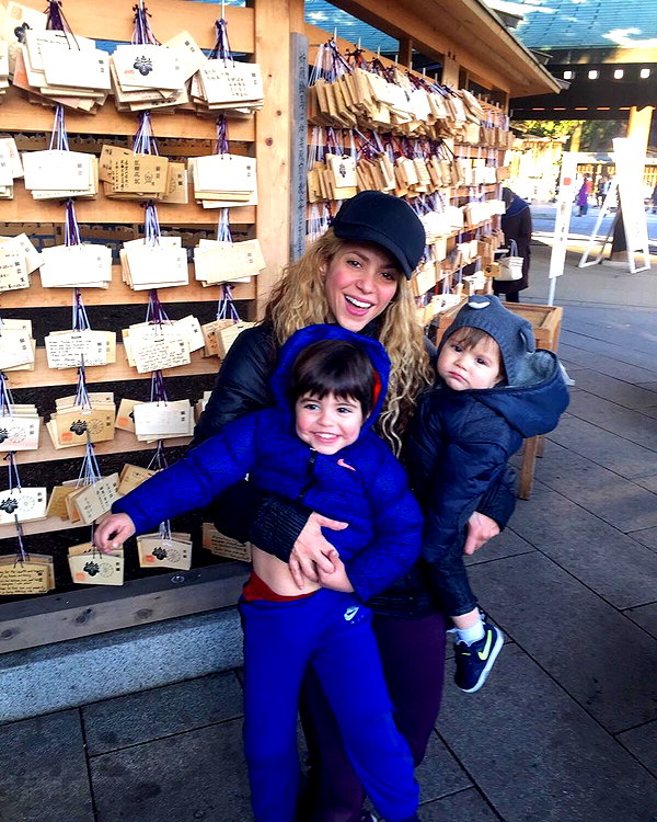 shakira instagram image archive image