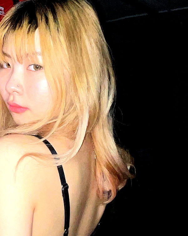 the.q.felicia instagram image archive image