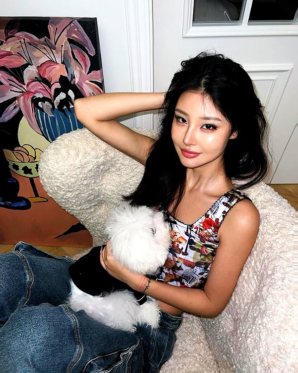 ll.lu1s instagram image archive image