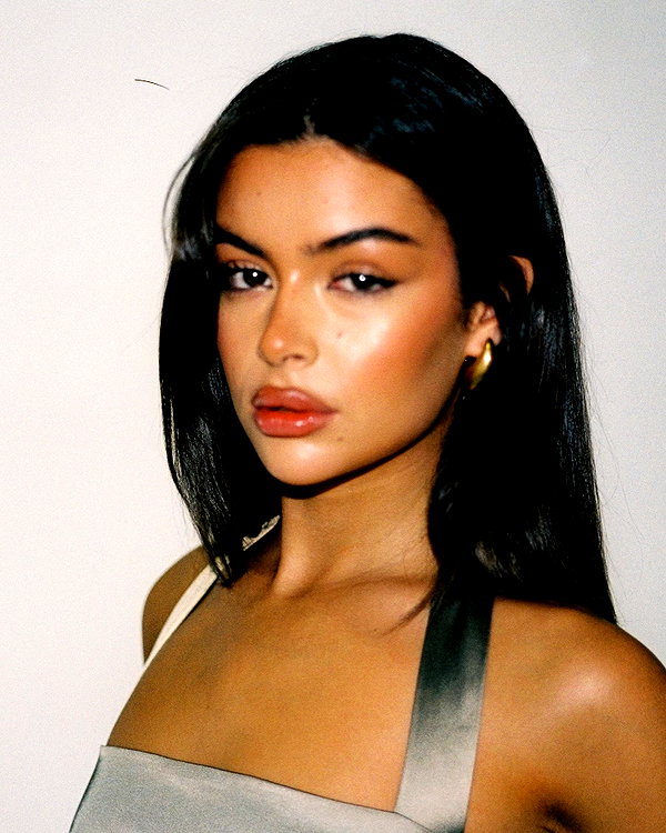 oliviaphillipps instagram image archive image