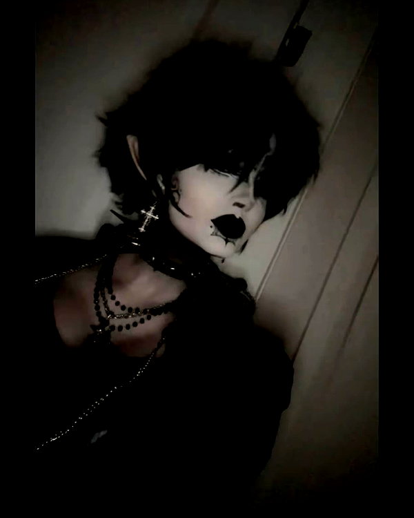 darkblueyoshii instagram image archive image