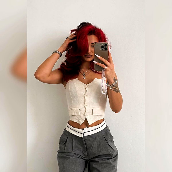 miss_insta_x.18 instagram image archive image