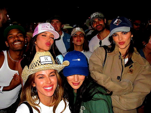 staskaranikolaou instagram image archive image