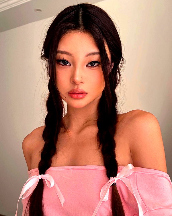 ll.lu1s instagram image archive image