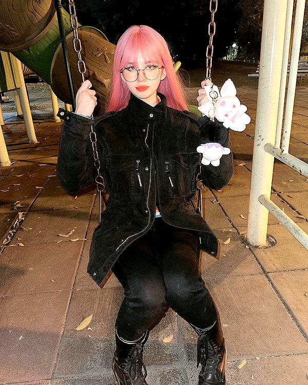 luly1980s instagram image archive image