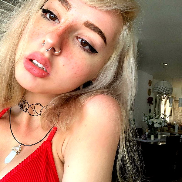 karin_orhov instagram image archive image