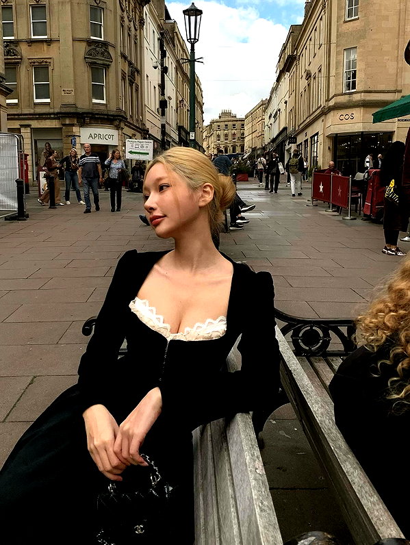 fair_mua instagram image archive image