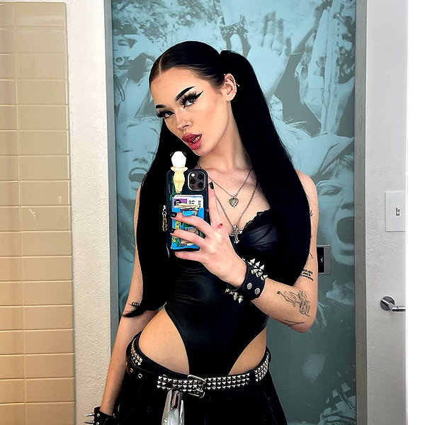 gabs.z.x instagram image archive image