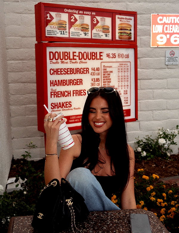 zoeliss instagram image archive image