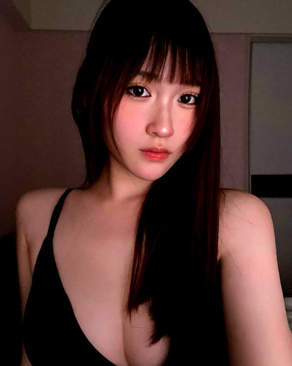157.yuan instagram image archive image