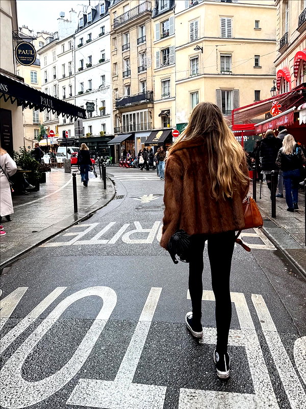 annezivi instagram image archive image