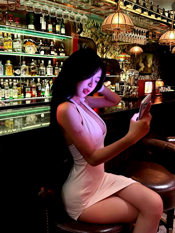 lyhythuedoxinh instagram image archive image