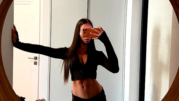 ariana_vomi instagram image archive image