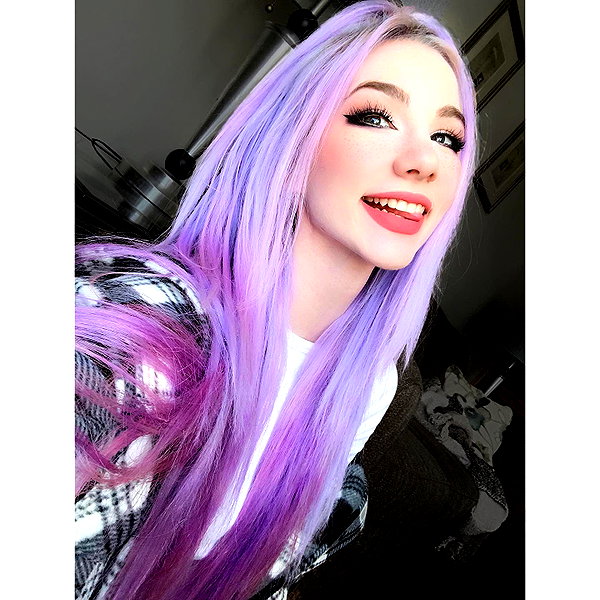 danielle.mercedie instagram image archive image