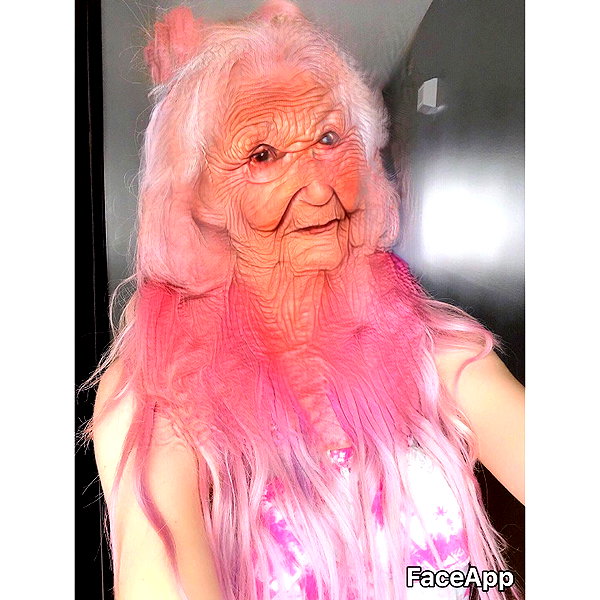 danielle.mercedie instagram image archive image