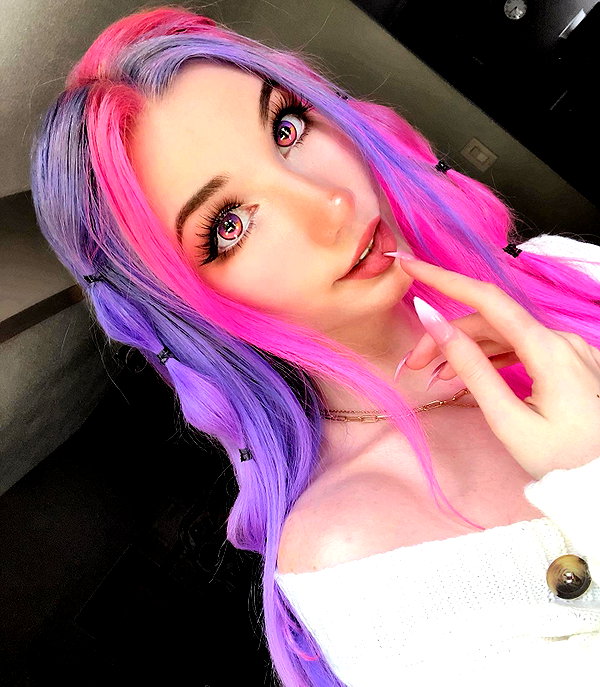danielle.mercedie instagram image archive image