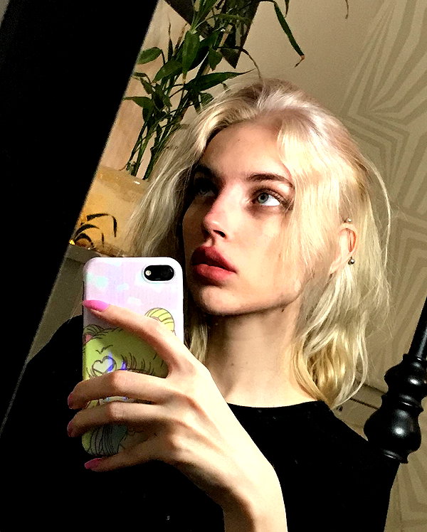 alien.hanna instagram image archive image