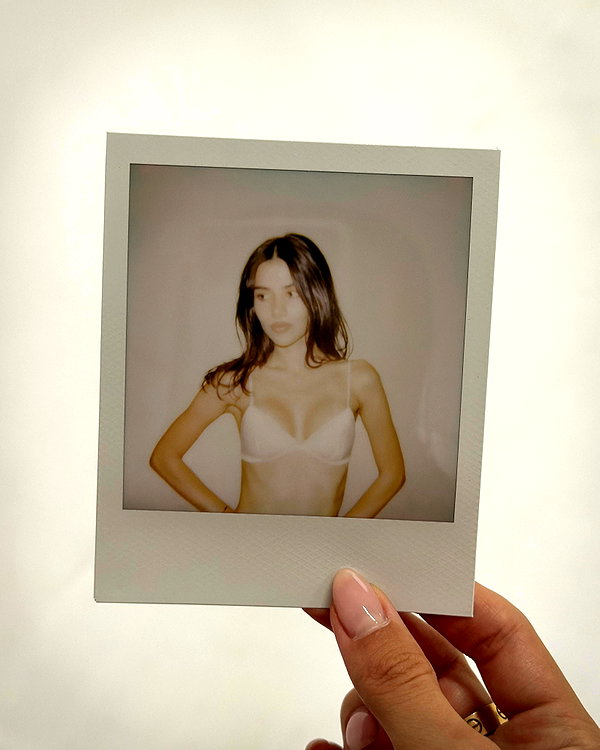 ainaratorneg instagram image archive image
