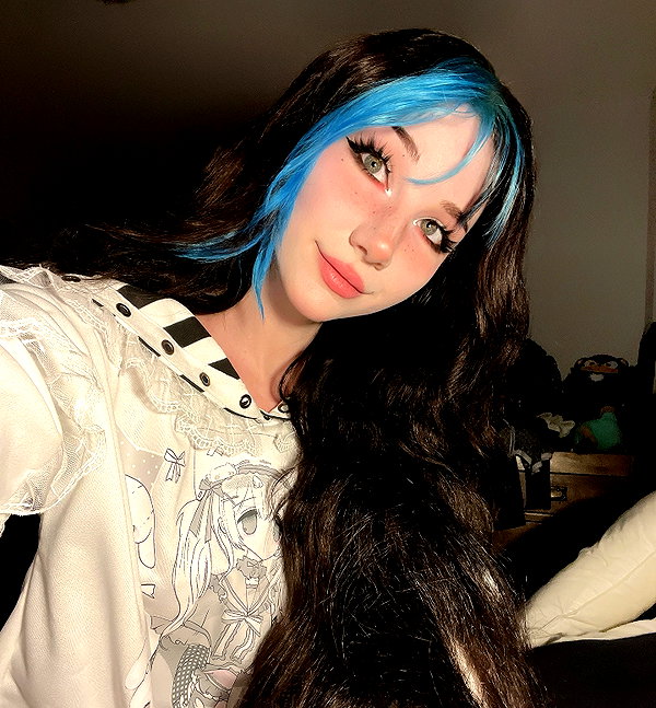 danielle.mercedie instagram image archive image