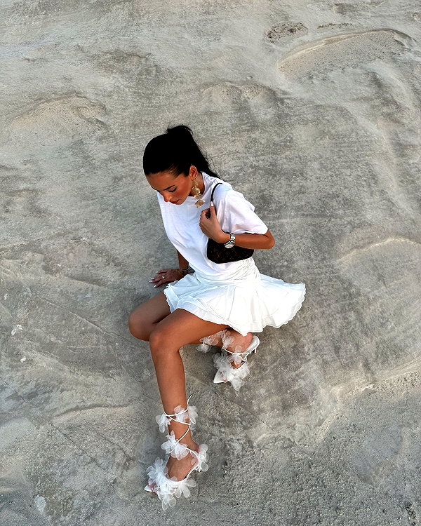 zoeliss instagram image archive image