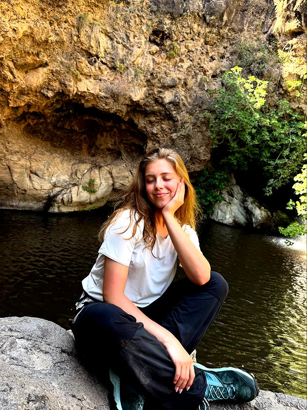 mishel_d_ instagram image archive image