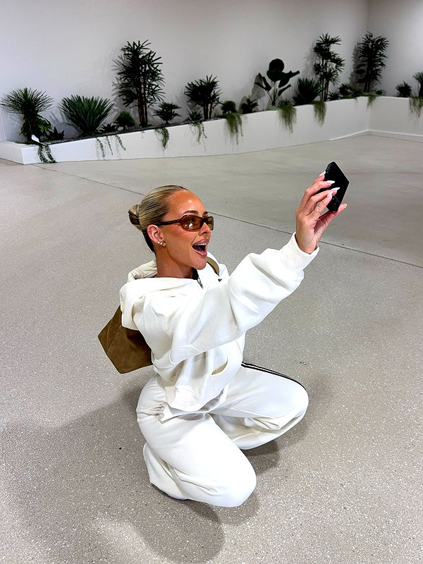 allieauton instagram image archive image